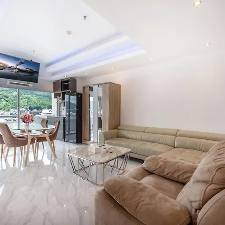 Patong Tower Royal Family Pta 2025 Apartment Exterior photo