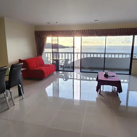 Patong Tower Royal Family Pta 2025 Exterior photo