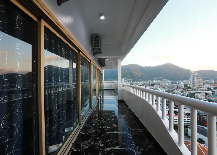 Patong Tower Royal Family Pta 2025